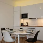 Plein Centre, Calme Et Proche De La Apartamento Nice
