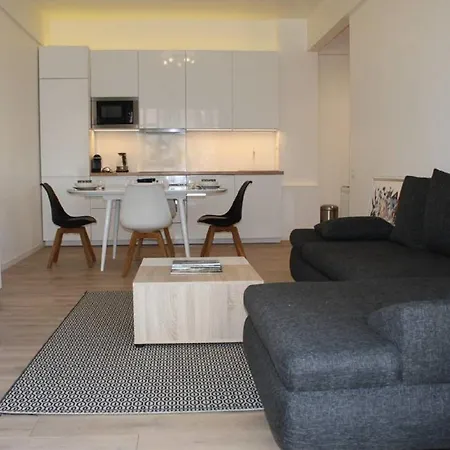 Apartment Plein Centre, Calme Et Proche De La Nice