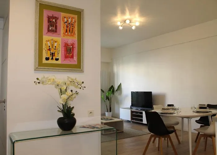 Plein Centre, Calme Et Proche De La Apartman Nizza