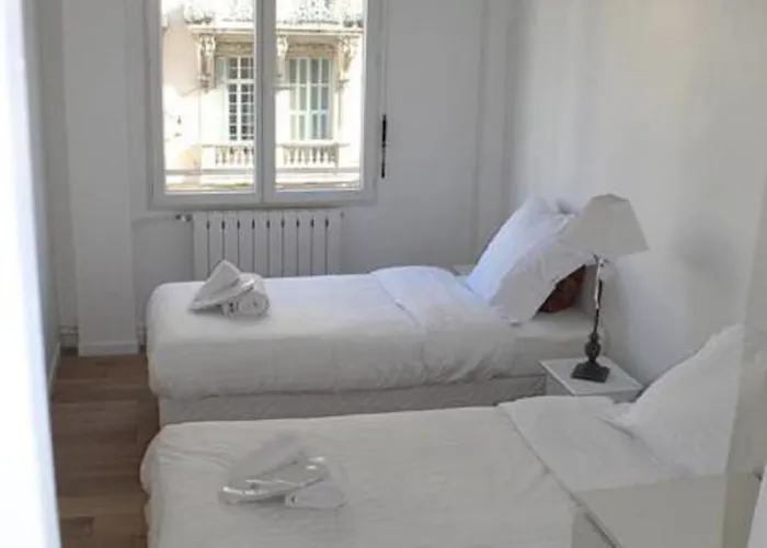 Plein Centre, Calme Et Proche De La Apartman *